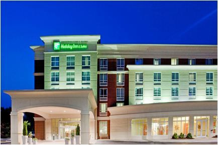 Holiday Inn & Suites Gateway Williamsburg